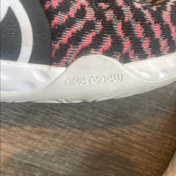 Nike KD Trey 5 VIII Basketball Shoes Boys Size 2 - Picture 5 of 9